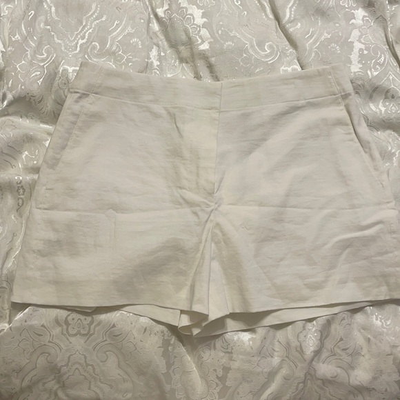 Theory Pants - Theory mini white shorts size 6